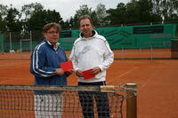 Peter Engesser und der Sieger der Herren 40 Thilo Wolf