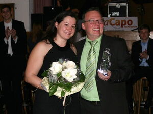 Steffi Bott freut sich, denn TVler des Jahres 2013 wurde ihr Mirko