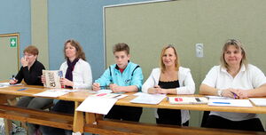 Zwischen den Damen: Luca Baitinger im Kampfgericht