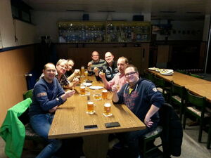 En scheene Gruß vun de Tischtennisler