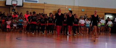 Die Jazzgruppen des TVB rocken am Anfang gemeinsam