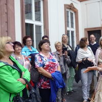 Frau Bolongaro gibt sich die Ehre